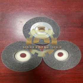 Nỉ Xám Loại Tốt Nắp Nhựa Đen 100x12mm Hiệu Sư Tử