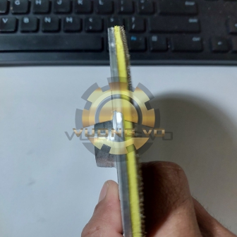 Đế Nhám Gai Nhôm